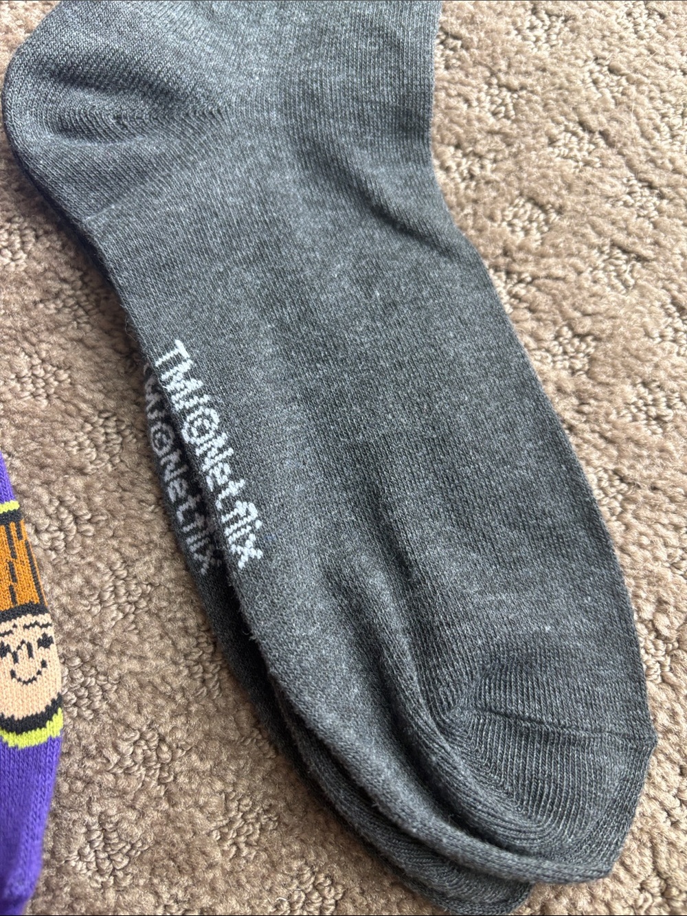 Stranger Things socks - Picture 8 of 8